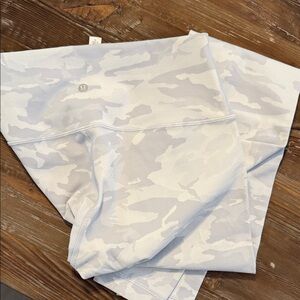 Lululemon Wunder Under